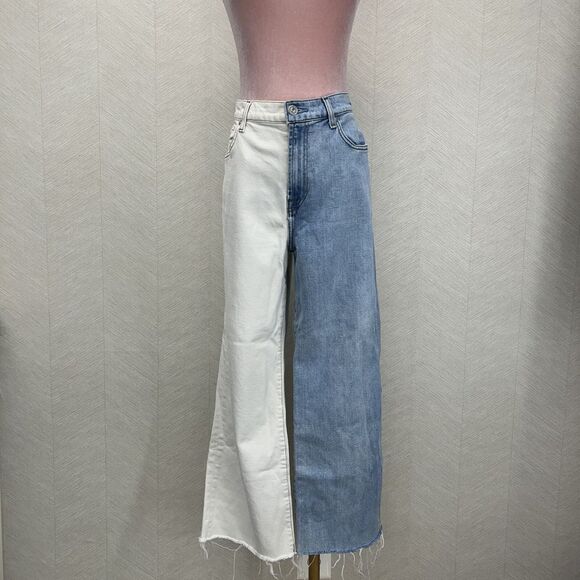 7 For All Mankind Denim - 7 for all Mankind Cropped Alexa Raw Hem Colorblock White and Blue Jeans Womens S